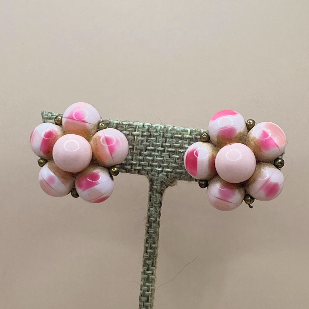 3 for $15 mix n match  LISNER vintage pink floral‎ design clip on earrings
